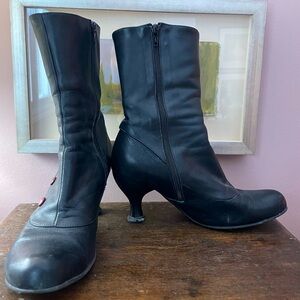 Fleuvog zip up leather ankle boots